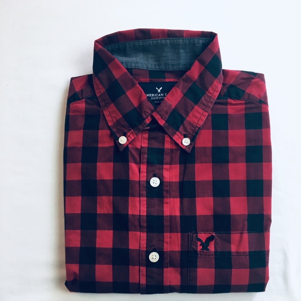 American Eagle Red plaid shirt  (small)